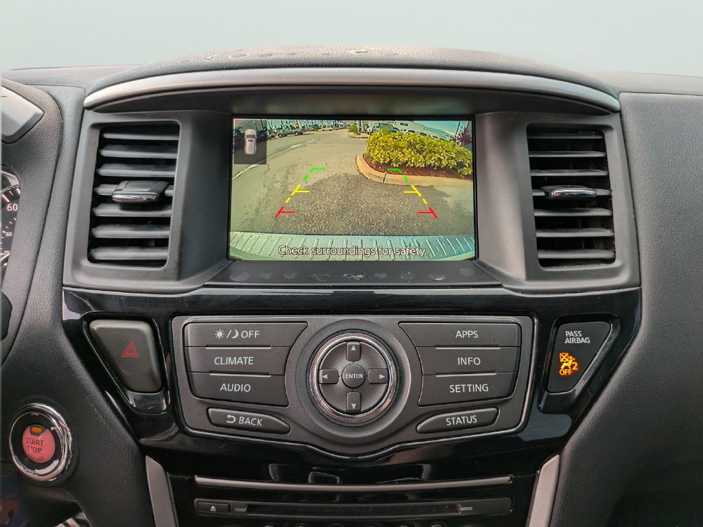 2020 Nissan Pathfinder S