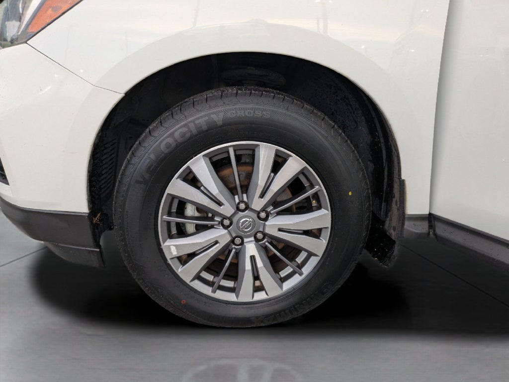 2020 Nissan Pathfinder S