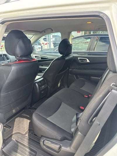2020 Nissan Pathfinder S