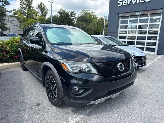 2020 Nissan Pathfinder SL