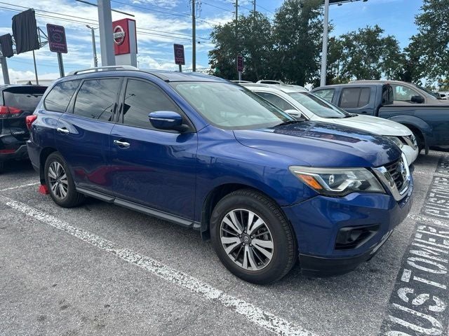 2017 Nissan Pathfinder S