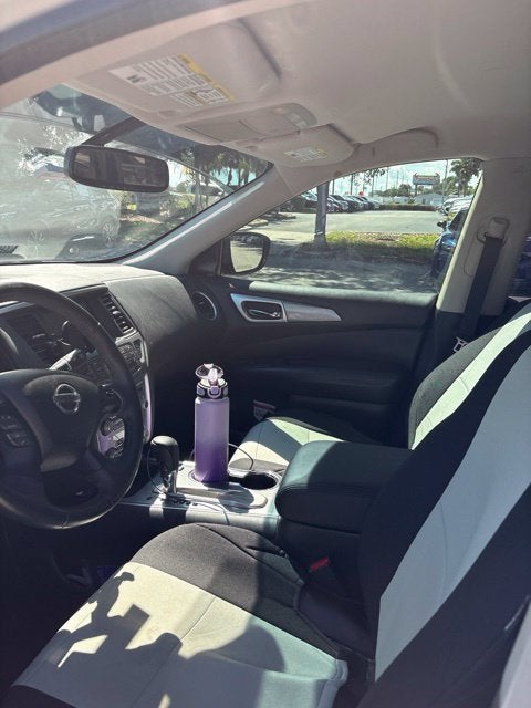 2018 Nissan Pathfinder SL