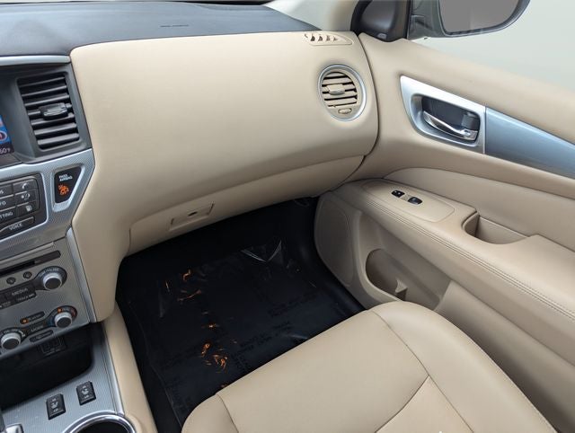 2018 Nissan Pathfinder SL