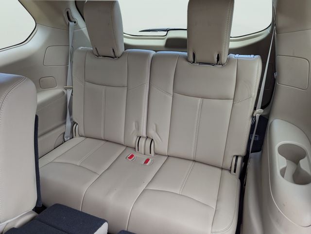 2018 Nissan Pathfinder SL