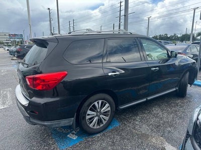 2018 Nissan Pathfinder SL