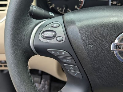 2018 Nissan Pathfinder SL