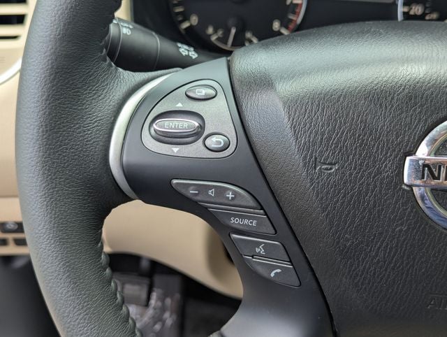 2018 Nissan Pathfinder SL