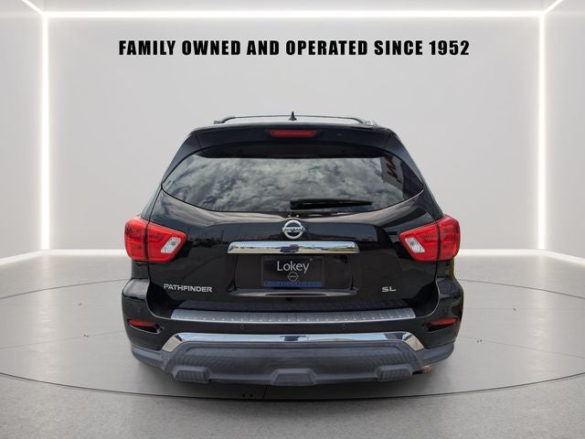 2018 Nissan Pathfinder SL