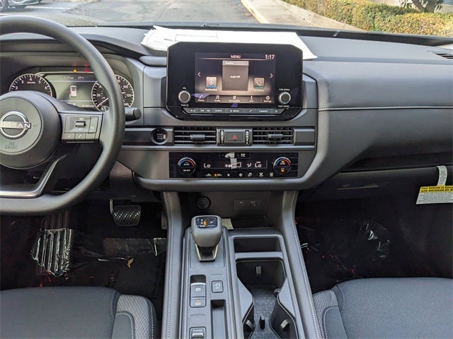 2025 Nissan Pathfinder S