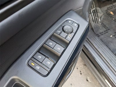 2025 Nissan Pathfinder S