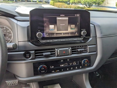 2025 Nissan Pathfinder S