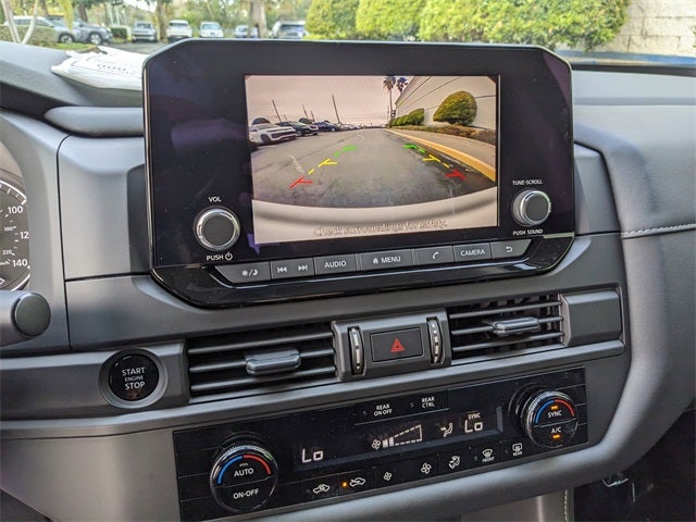 2025 Nissan Pathfinder S