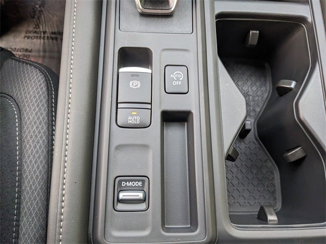 2025 Nissan Pathfinder S