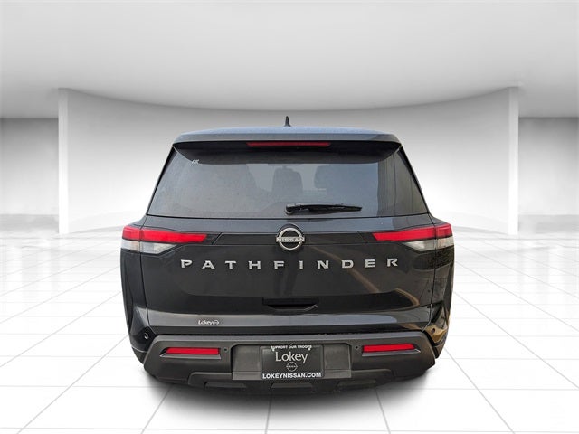 2025 Nissan Pathfinder S