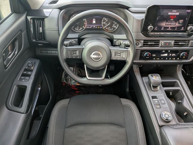 2023 Nissan Pathfinder S