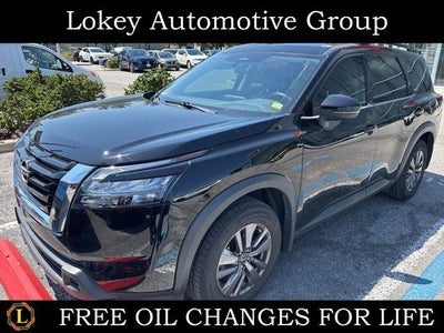 2024 Nissan Pathfinder SV