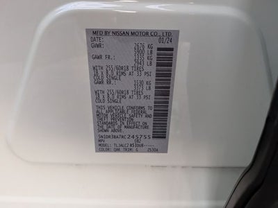 2024 Nissan Pathfinder SV