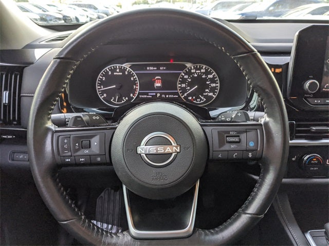 2022 Nissan Pathfinder SV