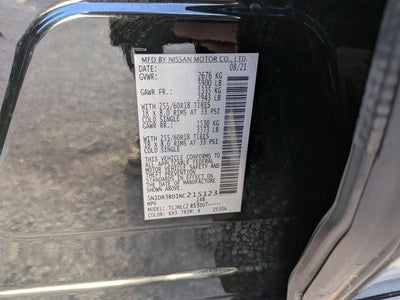 2022 Nissan Pathfinder SV