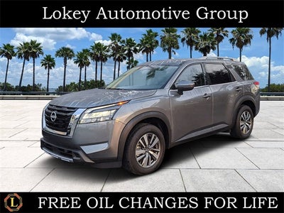 2025 Nissan Pathfinder SL