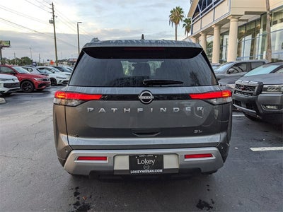 2025 Nissan Pathfinder SL