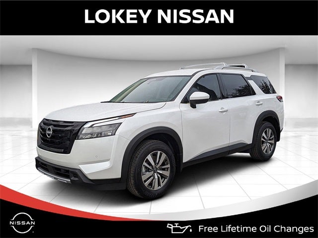 2025 Nissan Pathfinder SL