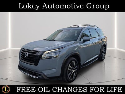 2023 Nissan Pathfinder Platinum