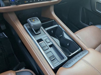 2023 Nissan Pathfinder Platinum