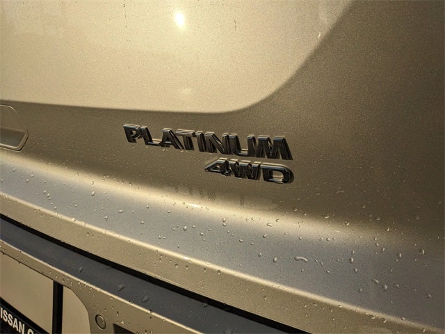 2025 Nissan Pathfinder Platinum