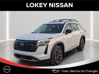2026 Nissan Pathfinder Platinum