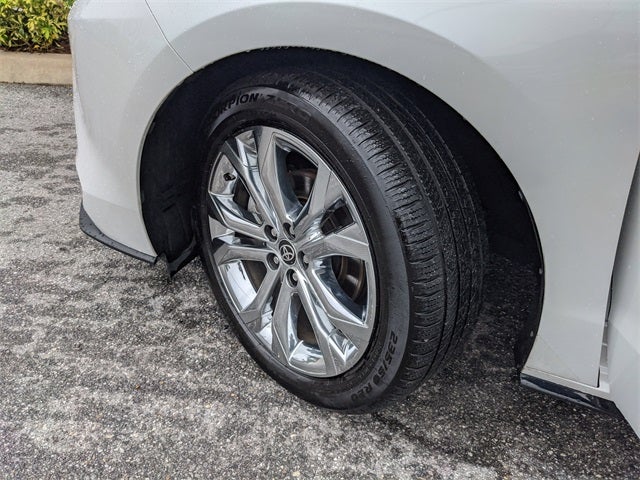 2023 Toyota Sienna Platinum 7 Passenger