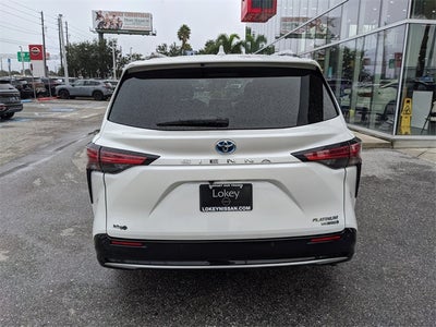 2023 Toyota Sienna Platinum 7 Passenger