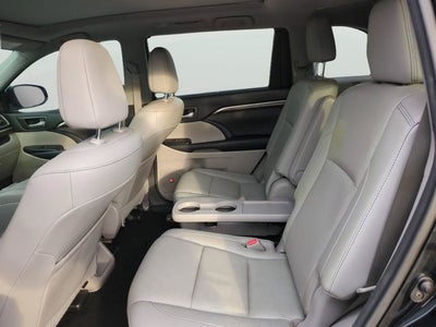 2016 Toyota Highlander Limited Platinum V6