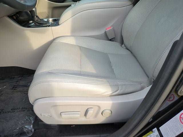 2016 Toyota Highlander Limited Platinum V6