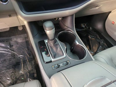 2016 Toyota Highlander Limited Platinum V6