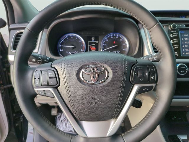 2016 Toyota Highlander Limited Platinum V6