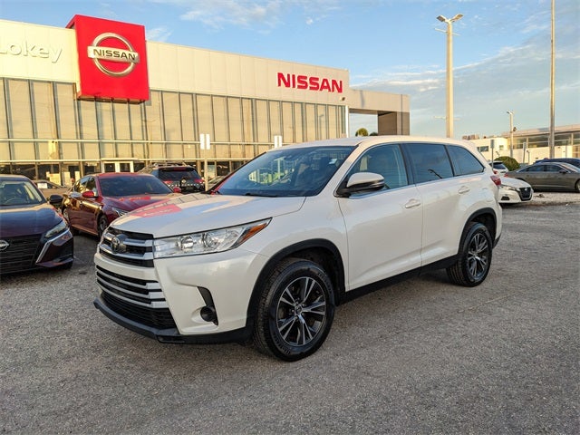 2019 Toyota Highlander LE