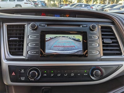 2019 Toyota Highlander LE