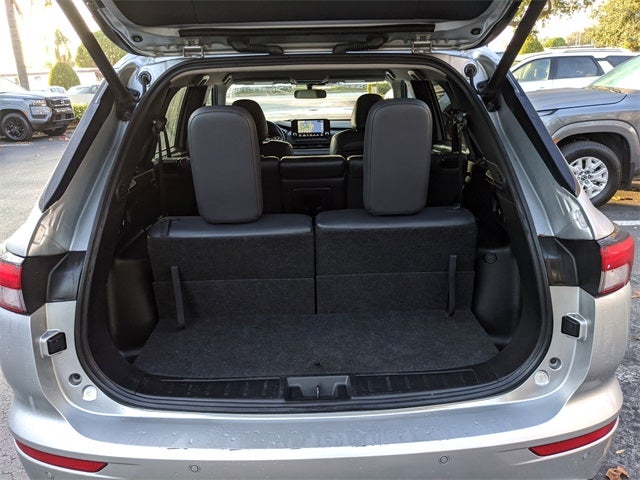 2024 Mitsubishi Outlander SE Black Edition