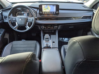 2024 Mitsubishi Outlander SE Black Edition