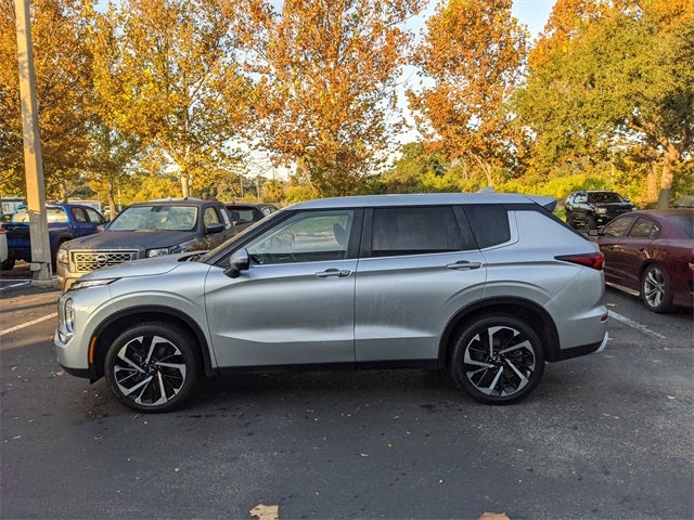 2024 Mitsubishi Outlander SE Black Edition