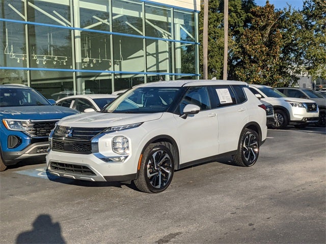 2024 Mitsubishi Outlander SE Black Edition