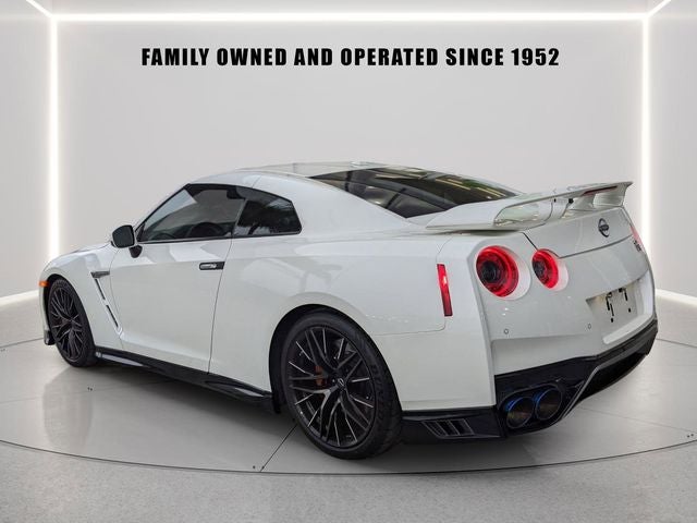 2023 Nissan GT-R Premium