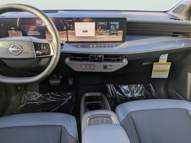 2026 Nissan LEAF PLATINUM+
