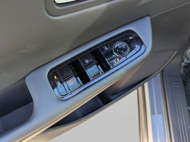 2026 Nissan LEAF PLATINUM+