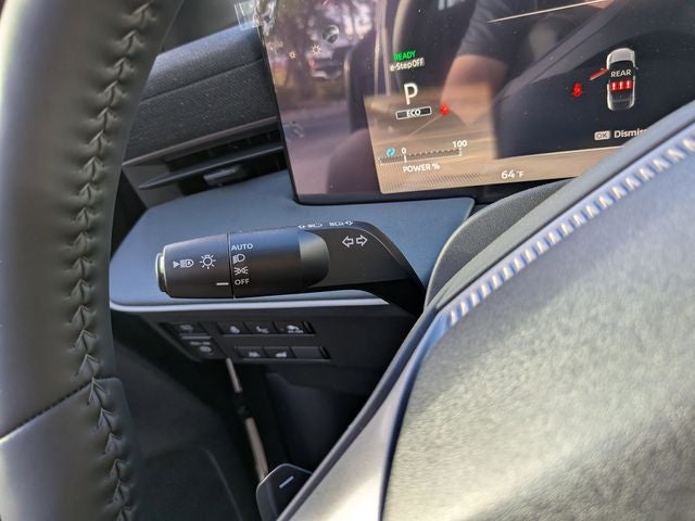 2026 Nissan LEAF PLATINUM+