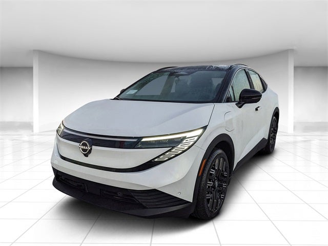 2026 Nissan LEAF PLATINUM+