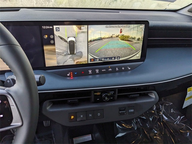 2026 Nissan LEAF PLATINUM+