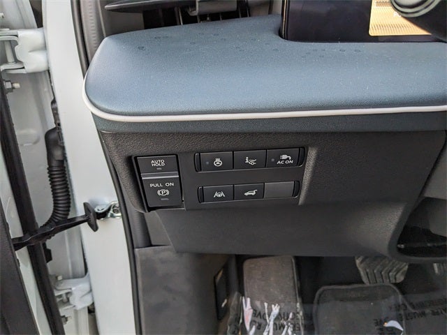 2026 Nissan LEAF PLATINUM+