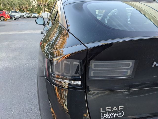 2026 Nissan LEAF PLATINUM+